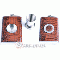 Фляжка кожаная 10oz  + раскладной стакан № AM-021